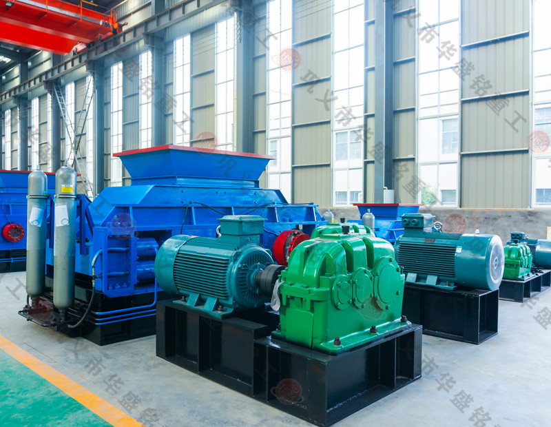 可將河卵石打成沙子的設(shè)備有哪些？對輥制砂機(jī)好用嗎？