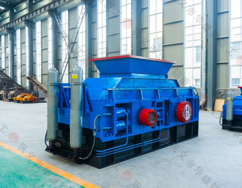 火山巖液壓對輥制砂機報價是多少？河南哪家好呢？