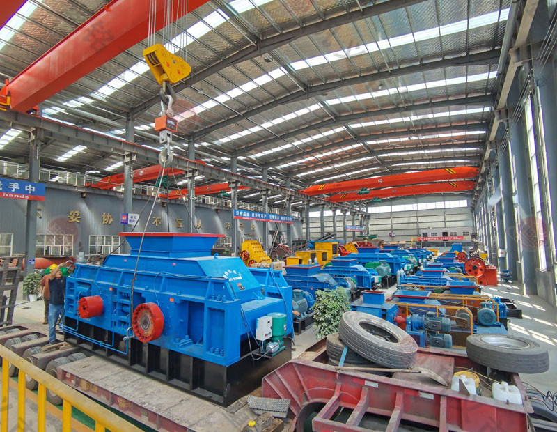 河南時產200噸對輥制砂機多少錢一臺？