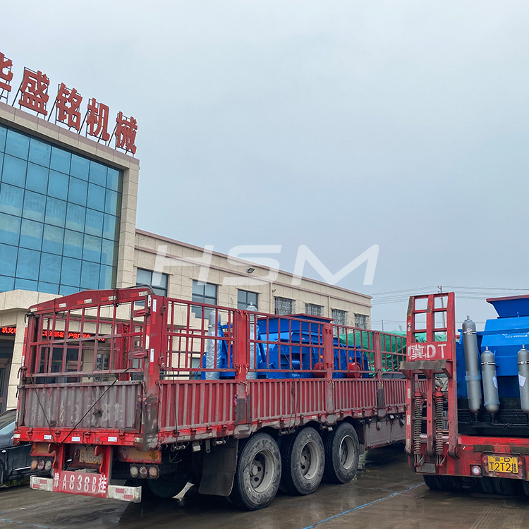 全自動液壓對輥制砂機(jī)